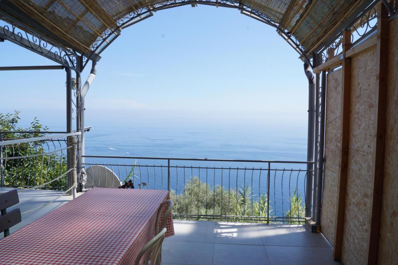 דירות ונטימיגליה Total Sea View Grimaldi מראה חיצוני תמונה