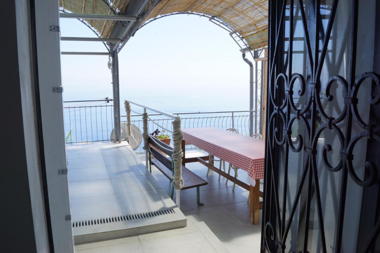 דירות ונטימיגליה Total Sea View Grimaldi מראה חיצוני תמונה